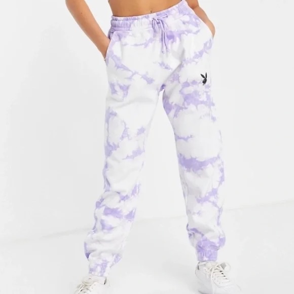 NWT PLAYBOY X MISSGUIDED TIE DYE OVERSIZED JOGGER - LILAC SIZE MEDIUM - Picture 1 of 5